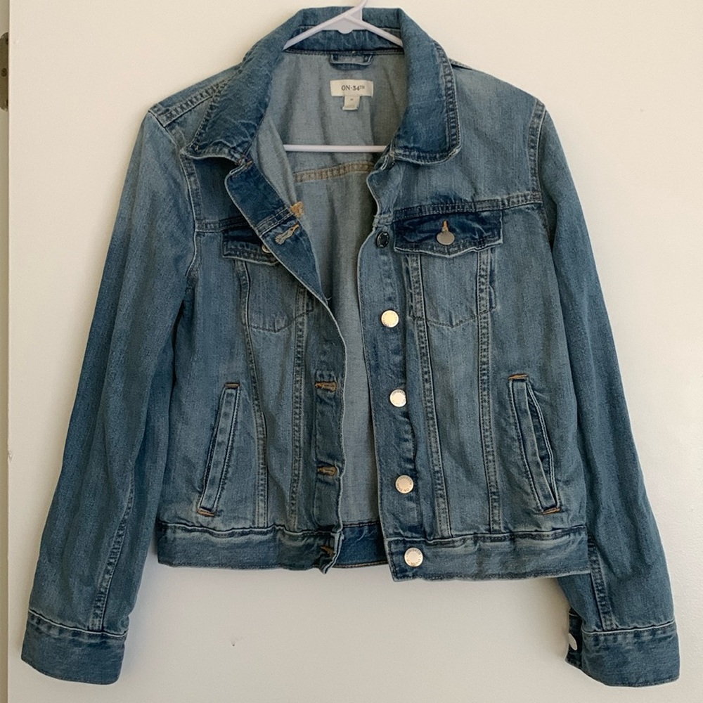 Gorgeous and stylish jean jacket by On 34th, size Medium.